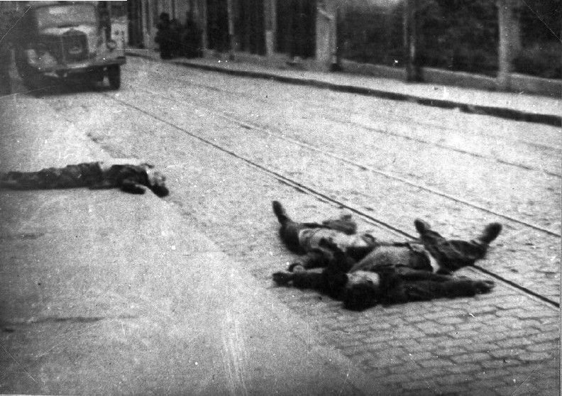 Dead Romanian Jews after a pogrom
